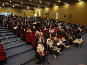 Dursun Ali Erzincanlı, Şiir Ve Naat Gecesinde Sultangazililerle Buluştu