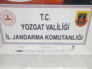 Yozgat’ta Uyuşturucu Ticareti Yapan 2 Şahıs Tutuklandı