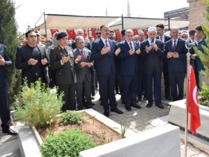 Şanlıurfa 11 Nisan Kurtuluş Bayramını Kutluyor