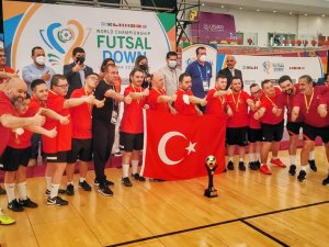 Down Sendromlular Futsal Dünya Şampiyonası: Türkiye Milli Takımı Dünya Üçüncüsü Oldu