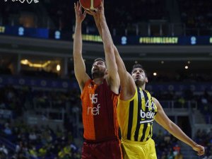 Ing Basketbol Süper Ligi: Fenerbahçe Beko: 70 - Galatasaray Nef: 76