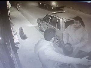 Tartıştığı Kuryeyi Bacağından Bıçakladı