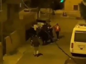 Pendik’te Genç Kadın Kucağındaki Çocuğuyla Sokak Ortasında Darbedildi