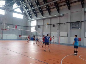 Voleybol Takımı Hazırlıklara Başladı