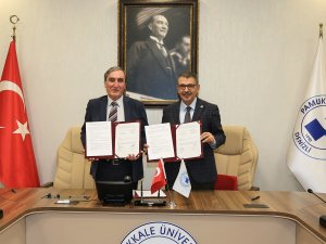 Paü Öğrencilerine Staj İmkanı Sağlayan İmza