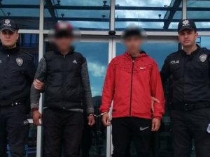 El Arabasıyla Egzoz Çalan Hırsızlar Tutuklandı