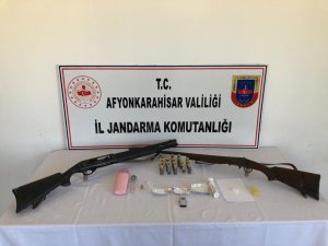 Evinde Uyuşturucu Satan Şahıs Tutuklandı