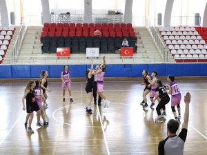 U-18 Basketbol Kızlar Anadolu Şampiyonası Aydın’da Başladı