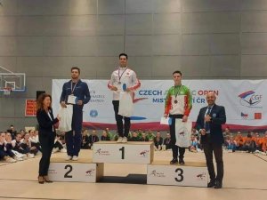 Baün’lü Sporcudan Cimnastikte Altın Madalya