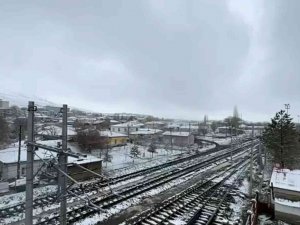 Niğde’de Nisan’da Kar Sürprizi