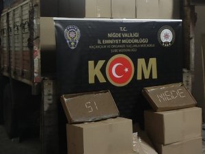 Niğde’de 4 Milyon 160 Bin Adet Dolu Makaron Ele Geçirildi