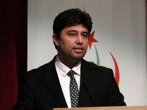 Reyhanlıoğlu: "Pandemi Sürecinde Artan Teknolojik Aletlerin Kullanılması, Yeni Bir Bağımlılık Türünü Gündeme Getirdi"