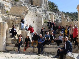 Uluslararası Karacaoğlan Sanat Sempozyumu Devam Ediyor