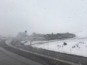 Nisan Ayında Yağan Kar, Erciyes’i Beyaza Bürüdü