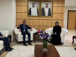 Bakan Özer, Katarlı Mevkidaşı Al-nuaimi İle Görüştü