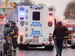 New York’taki Metro Saldırısı Terör Eylemi Olarak Soruşturulmuyor