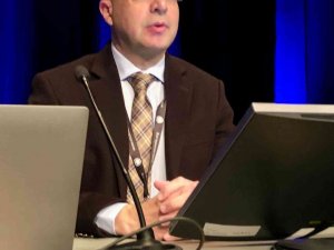 Prof. Dr. Bülent Görenek Kopenhag’da Kalp Çarpıntılarını Anlattı