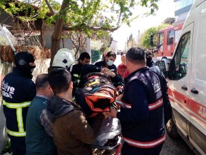 Eşini Dinlemedi, Anten Ayarlamaya Diye Çıktığı Çatıdan Başka Çatıya Düştü