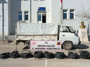Mersin’de Kablo Hırsızlığı Yapan 2 Kişi Tutuklandı