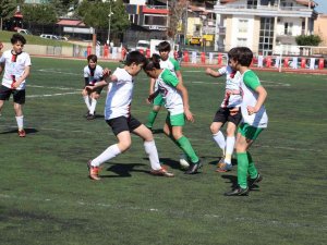 Minikler Ara Tatilde Futbola Doyacak