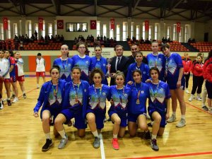 Adü Kadın Basketbol Takımı Süper Lig Elemelerine Katılmaya Hak Kazandı