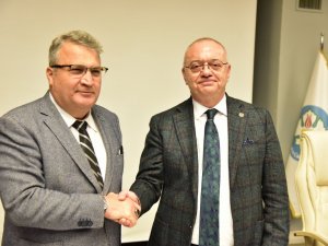 Büyükşehir Ve Yunusemre, İşbirliği Protokollerini İmzaladı