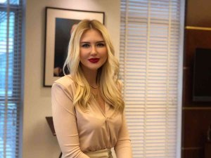 Nur Gül Arslan: "İ̇çmimar Olmayı Düşünen Gençler, Bunlara Dikkat"
