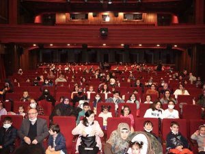 Gürsulu Çocuklar Ramazan’da Da Tiyatro Ve Sinemayla Buluşturuyor