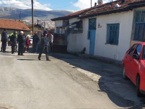 Otomobilin Çarptığı 3 Yaşındaki Çocuk Hayatını Kaybetti