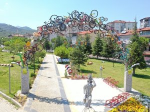 Merkezefendi’de Çocuklar İçin Geri Dönüşüm Parkı Tamamlandı