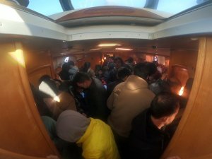 İ̇zmir Sularında Göçmen Hareketliliği: 174 Düzensiz Göçmen Karaya Çıkartıldı