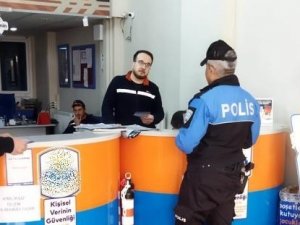 Polisten Şüpheli Paket Ve Sahte Para Uyarısı
