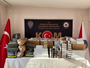 İ̇zmir’de Polisten Kaçak Sigaraya Geçit Yok