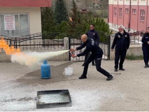 Nallıhan Polisine Yangın Eğitimi