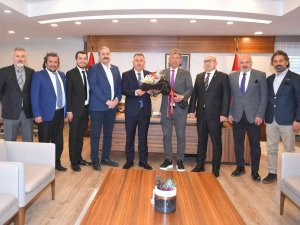 Vali Elban: "Spor İçin Üzerime Düşen Görevi Yapmaya Hazırım"