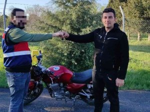 Çaldıkları Motosikleti Satmak İçin Verdikleri İlan Görenleri Hayrete Düşürdü