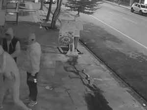 Eczane Soygunu Güvenlik Kamerasına Yansıdı