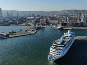 İ̇zmir’in Kruvaziyer Hasreti Sona Erdi