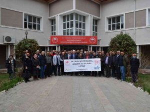 Üreticilere Pestisit Kullanımı Konusunda Bilgilendirme Yapıldı