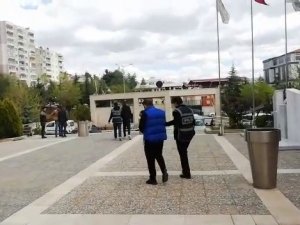 Siirt’te Hırsızlık Yaptığı Tespit Edilen 2 Şüpheli Tutuklandı