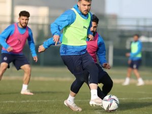 Afyonspor, Sivas Belediyespor Maçı Hazırlıklarına Sürdürüyor