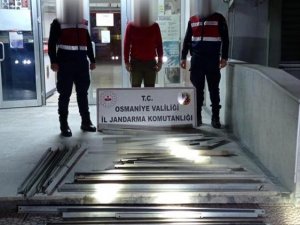 Kamu Kurumundan Hırsızlık Yapan 2 Şüpheli Yakalandı