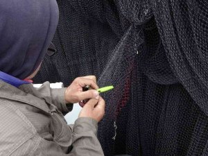 Av Yasağı Gelmeden Balıkçılar Ağları Bakıma Aldı