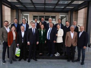 Uti̇b’de Pınar Taşdelen Engin Güven Tazeledi