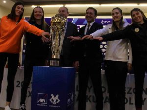 Axa Sigorta Kupa Voley Kadınlar Final’i İçin Basın Toplantısı Gerçekleştirildi