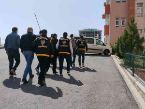 Hapis Cezası İle Aranan 2 Hükümlü Yakalandı