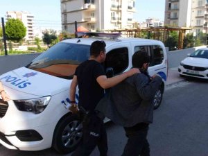 Çocuğunu Görmeye Geldi Boşanma Aşamasındaki Eşini Rehin Aldı