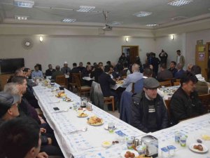Mhp’den Dursunbey’e İftar Çıkartması