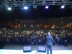 Kızıltepe’de Dursun Ali Erzincanlı Rüzgarı Esti