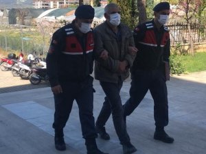 Jandarma Ekipleri, Aranan Şahısları Kıskıvrak Yakaladı